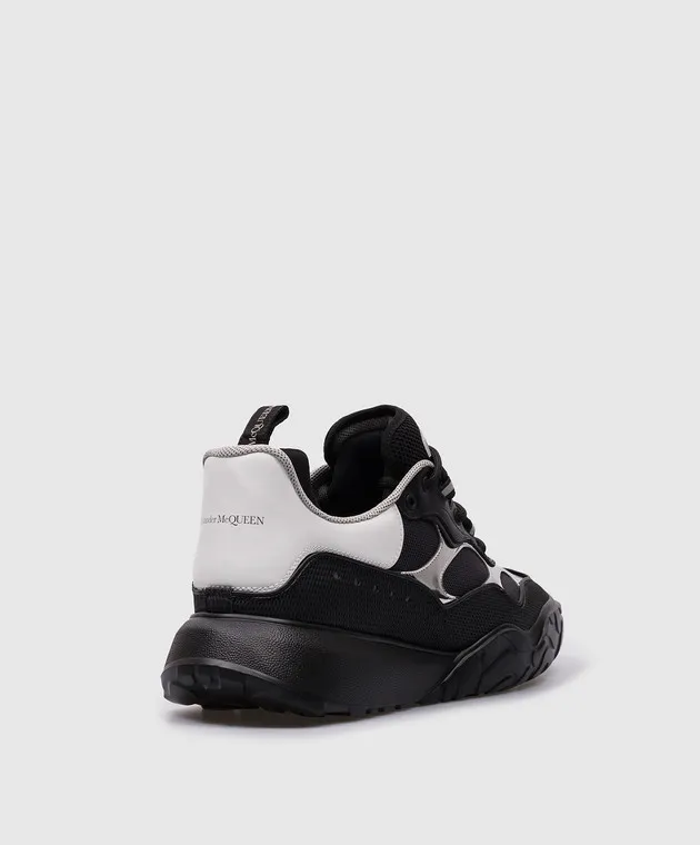 Alexander McQueen Sneaker combinate con logo NCE di colore nero 794521W4Y11