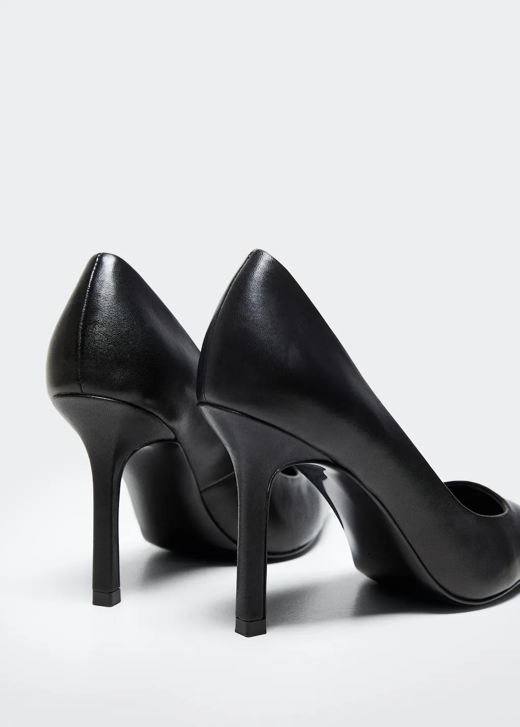 Scarpe pelle punta metallizzata